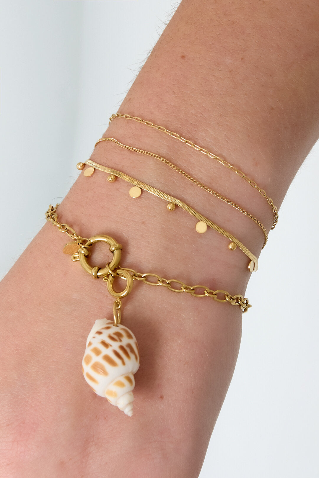 Elegant Multi-Layered Chain Bracelet for Women