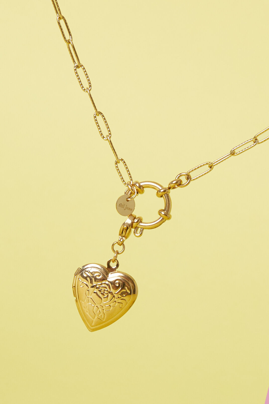 Elegant Gold Heart Ring for Everyday Glamour