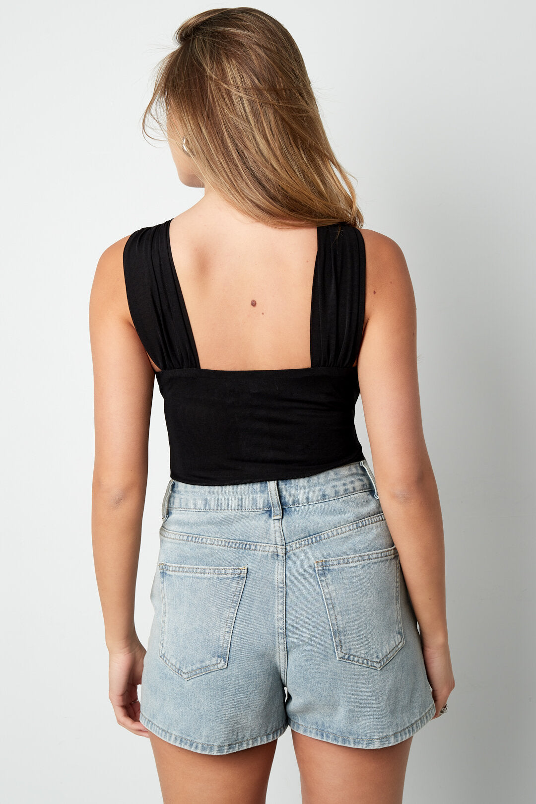 Slimming Bodysuit for Flawless Silhouette