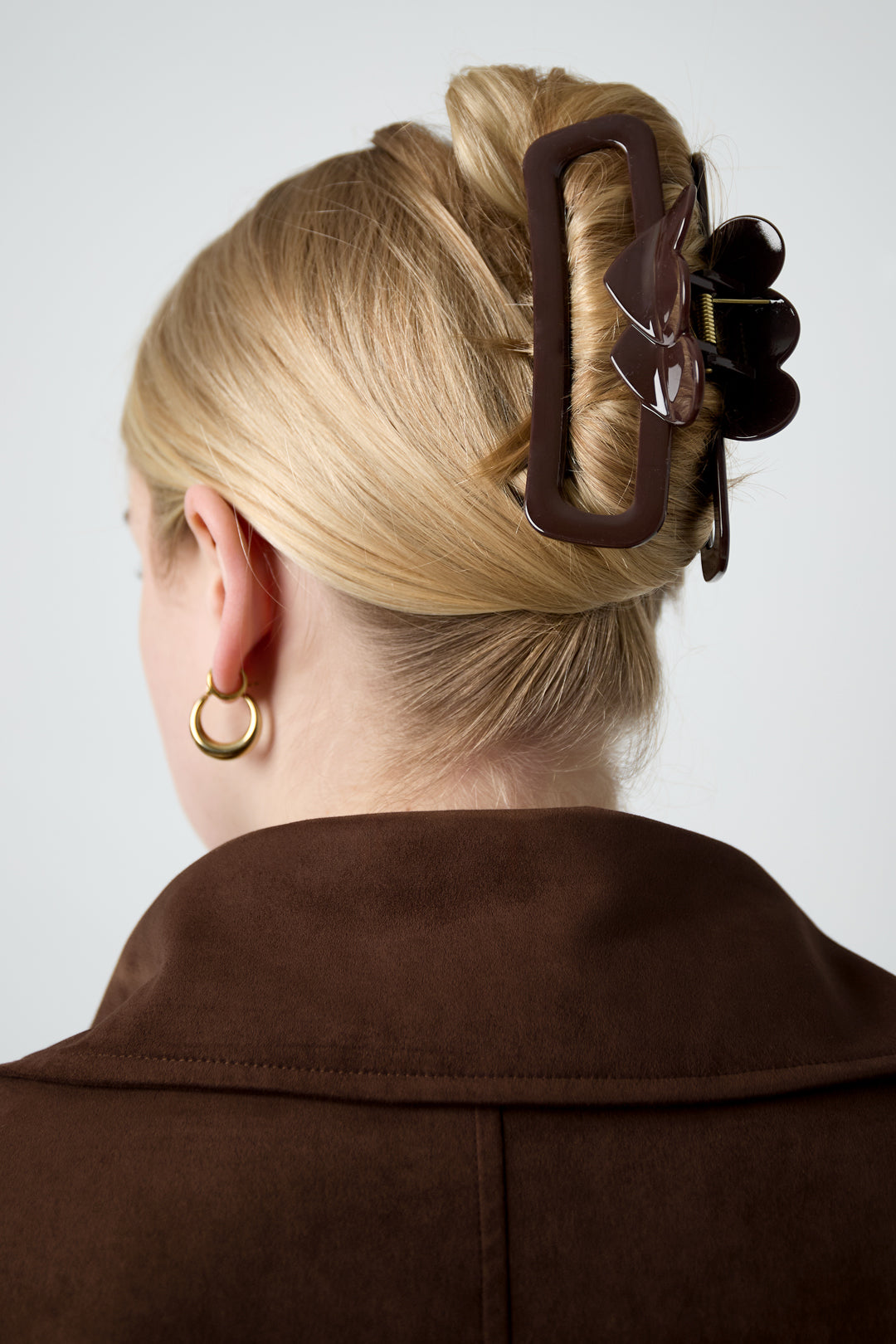 Elegant Crimson & Dark Brown Hair Clips for Winter