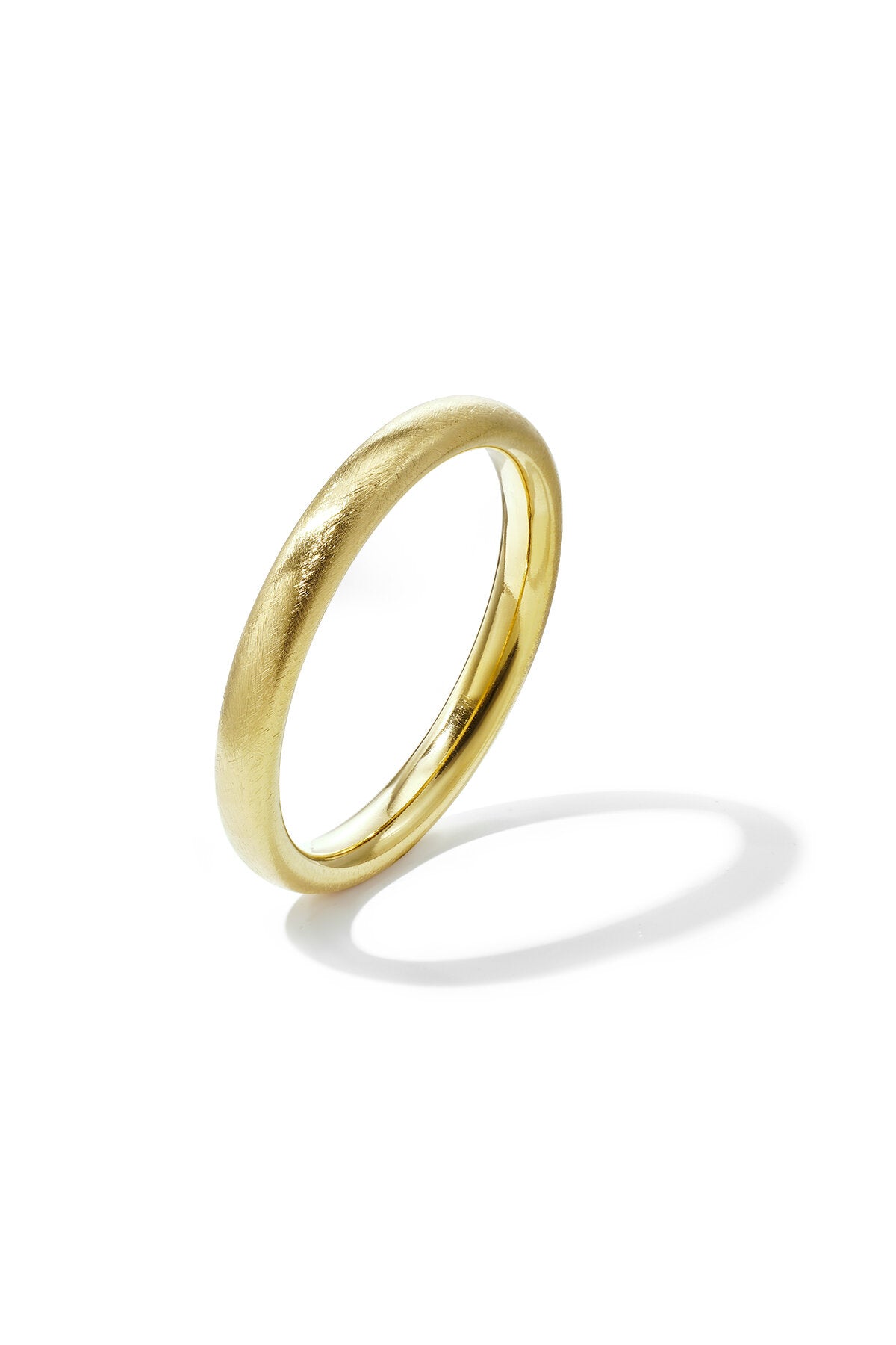 Lumé Simple Circle Bangle - All Fit, Daily Wear