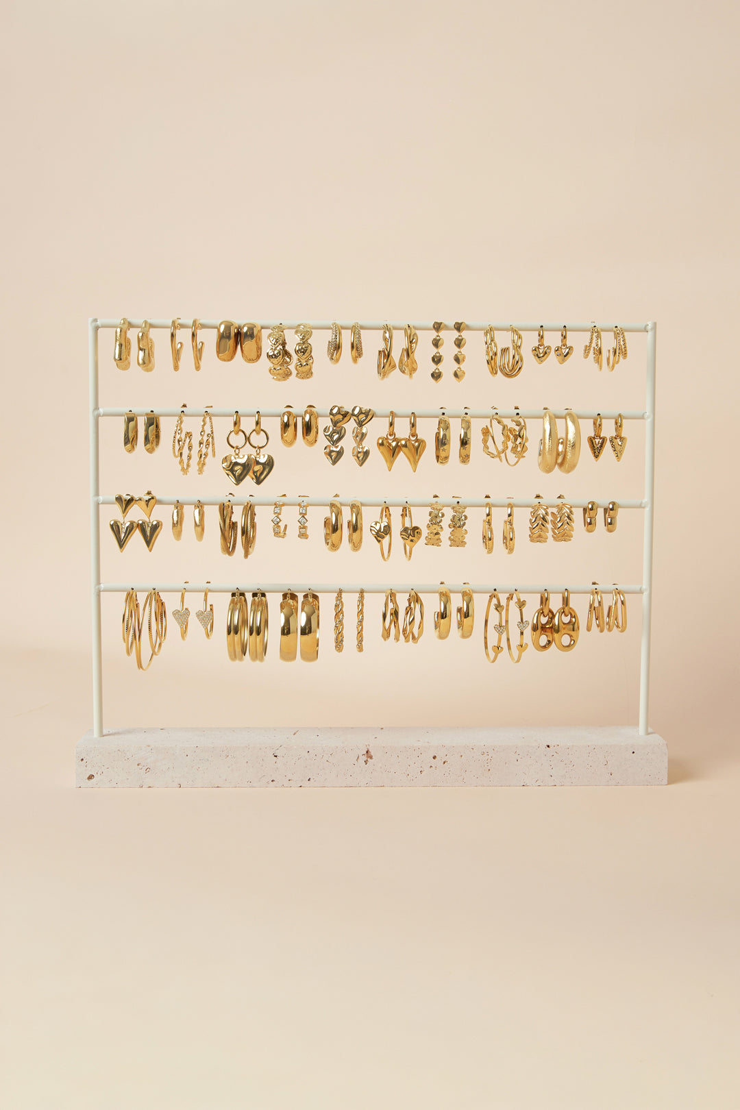 Elegant Off-White Earring Display for All Jewelry