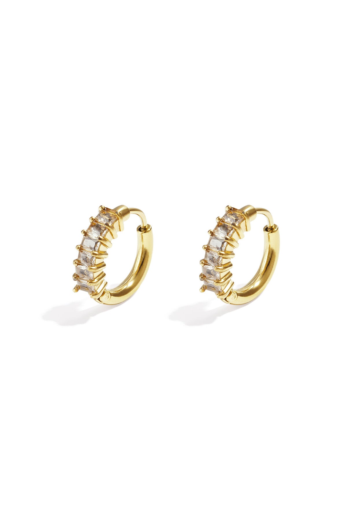 Stylish Gold Hoop Earrings for Everyday Wear