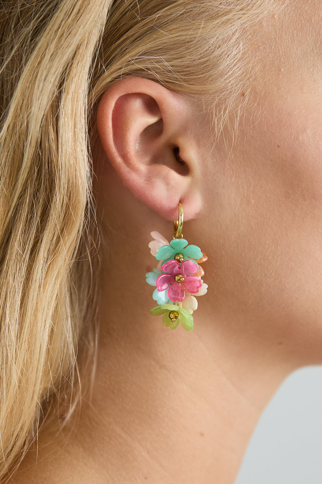 Charming Flower Drop Earrings for Spring/Summer