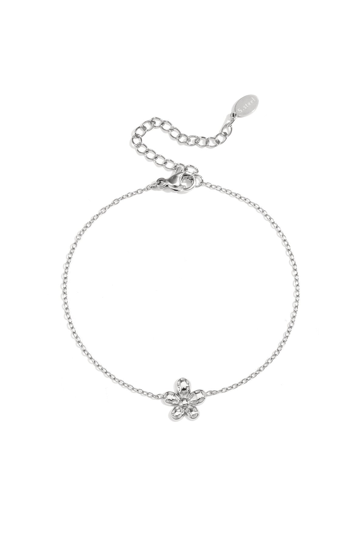 Elegant Flower Charm Bracelet for Daily Wear