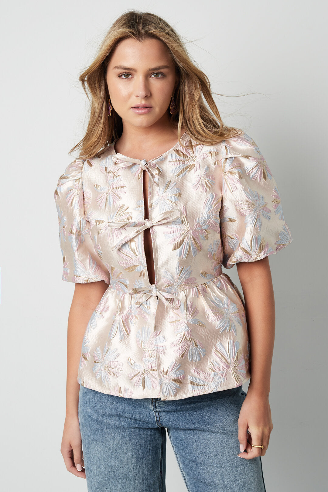 Elegant Floral Short Sleeve Top for Spring/Summer