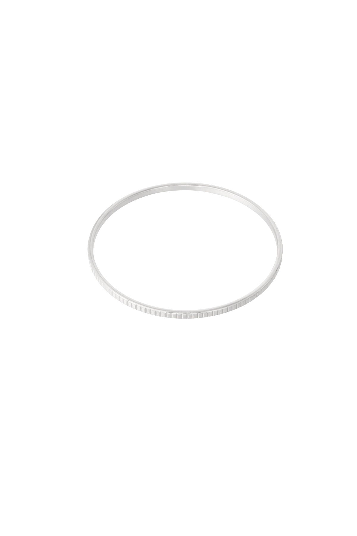Stylish Stainless Steel Bangle for Everyday Wear