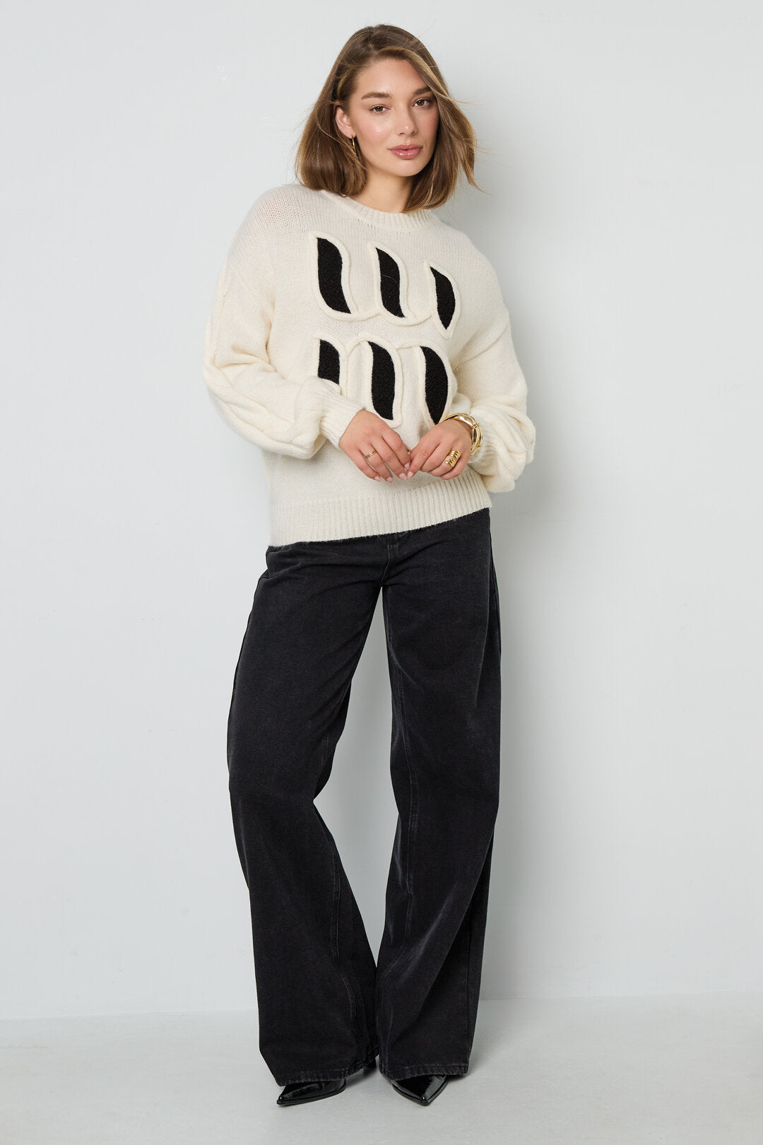 Soft Knitted Sweater for Fall/Winter in Pink, Off-White & Light Purple