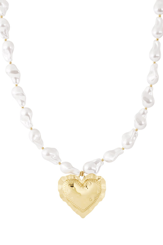 Elegant Gold Heart Beaded Necklace for Everyday Wear