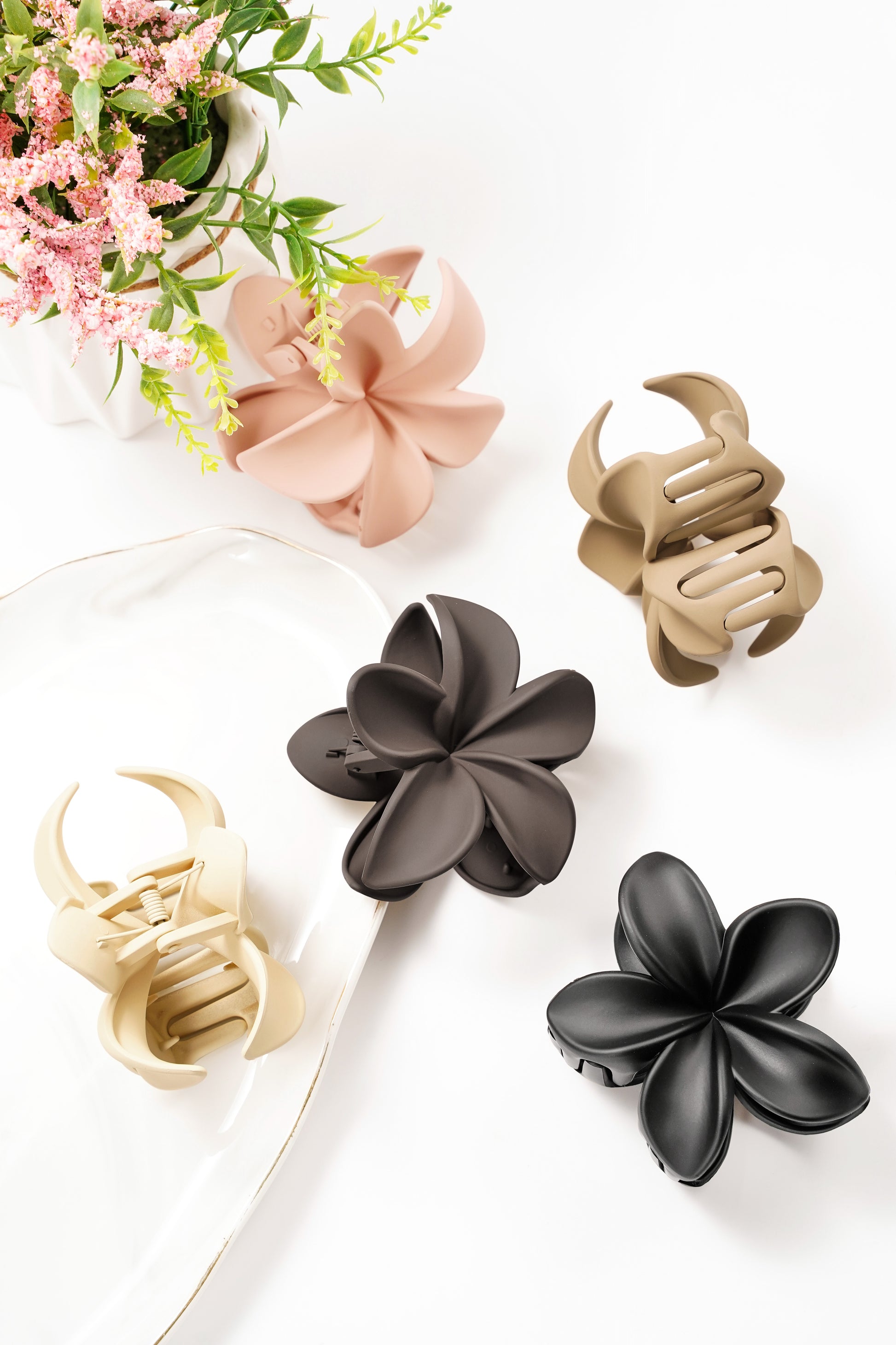 Stylish Flower Hair Clips for Everyday Elegance