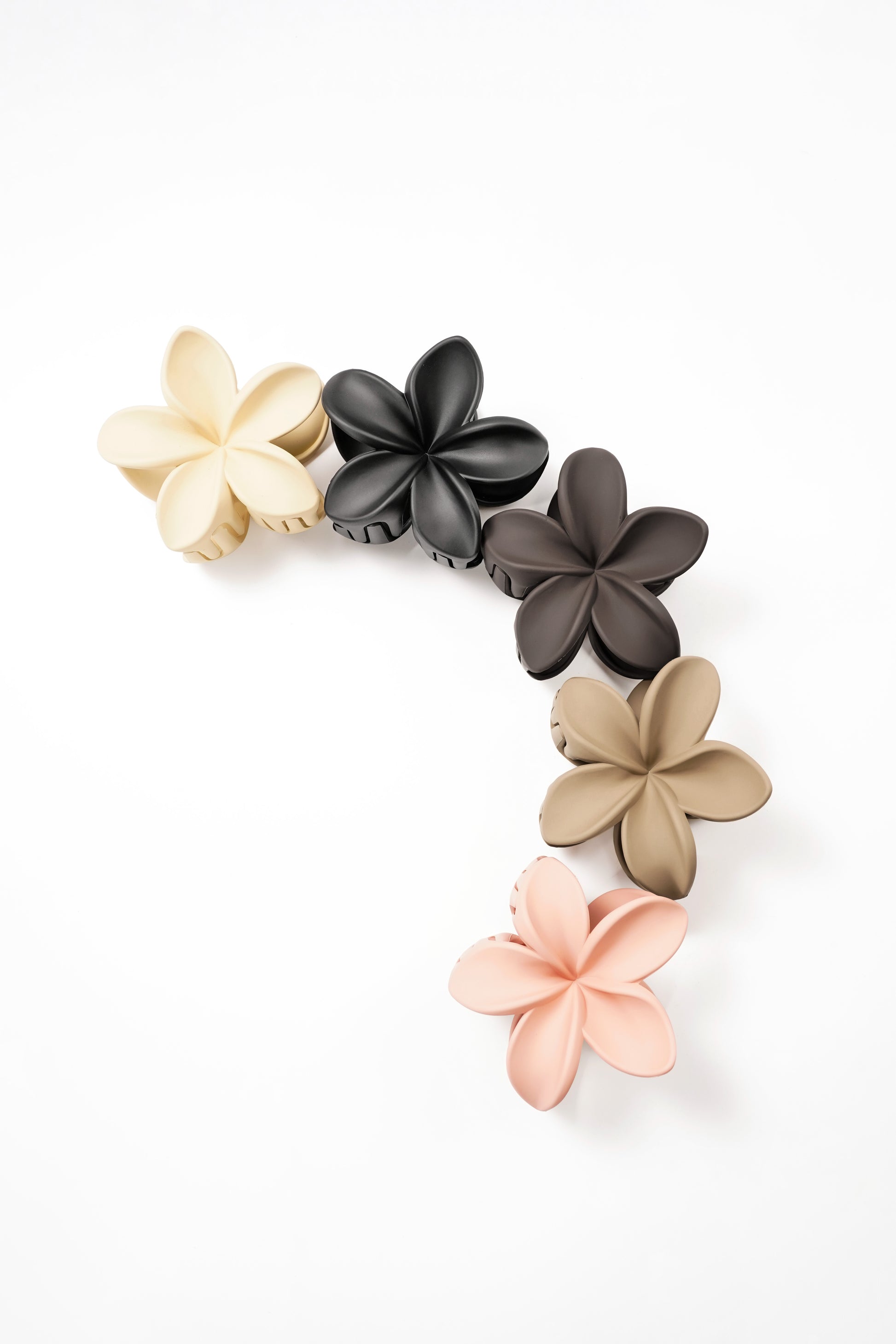 Stylish Flower Hair Clips for Everyday Elegance