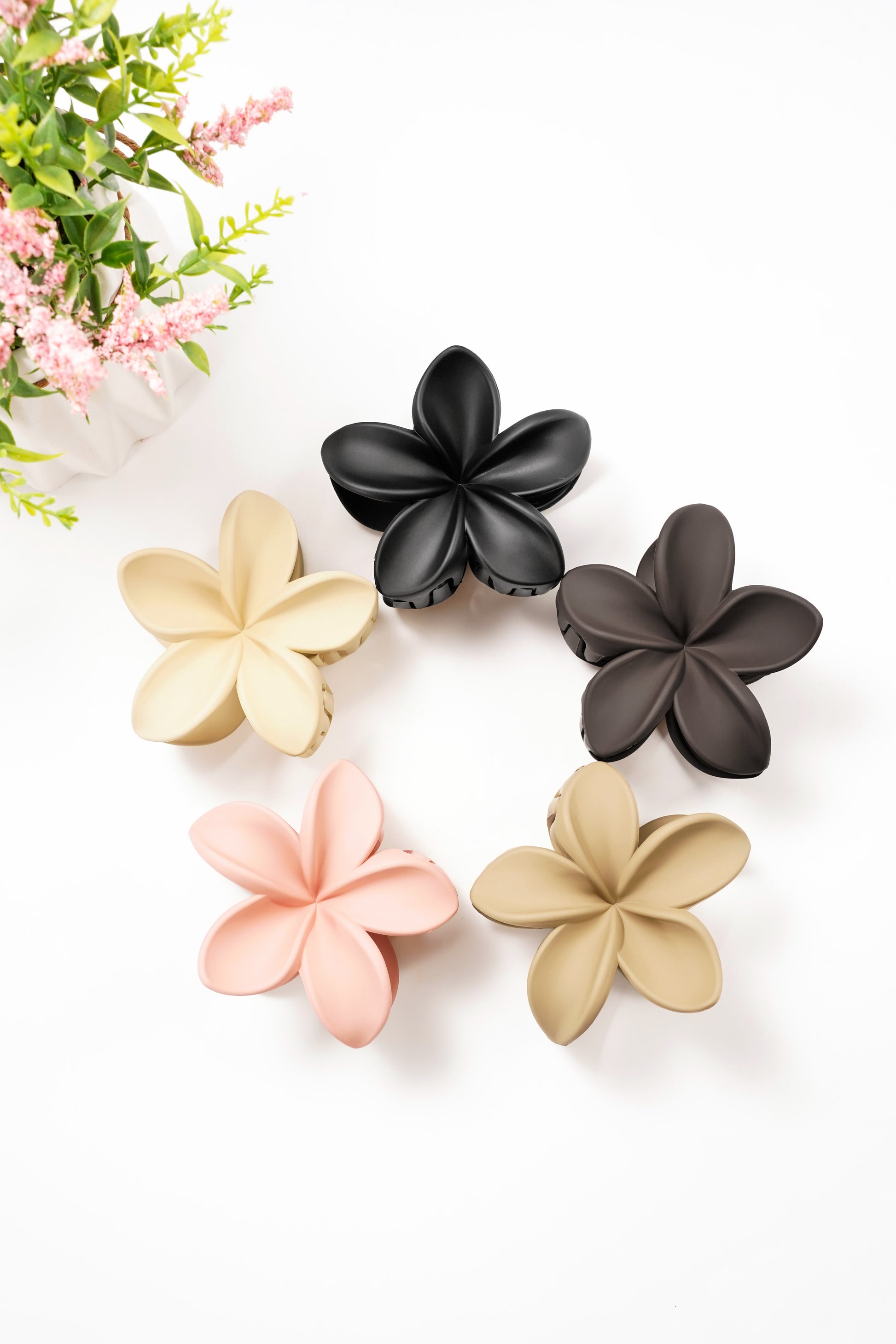 Stylish Flower Hair Clips for Everyday Elegance