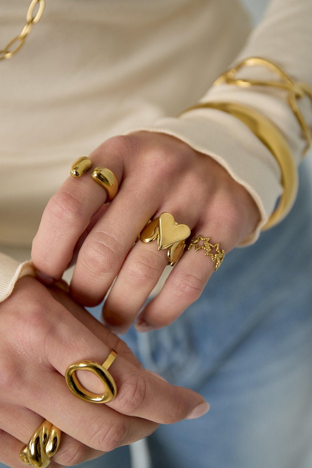 Elegant Adjustable Heart Statement Ring - Silver & Gold