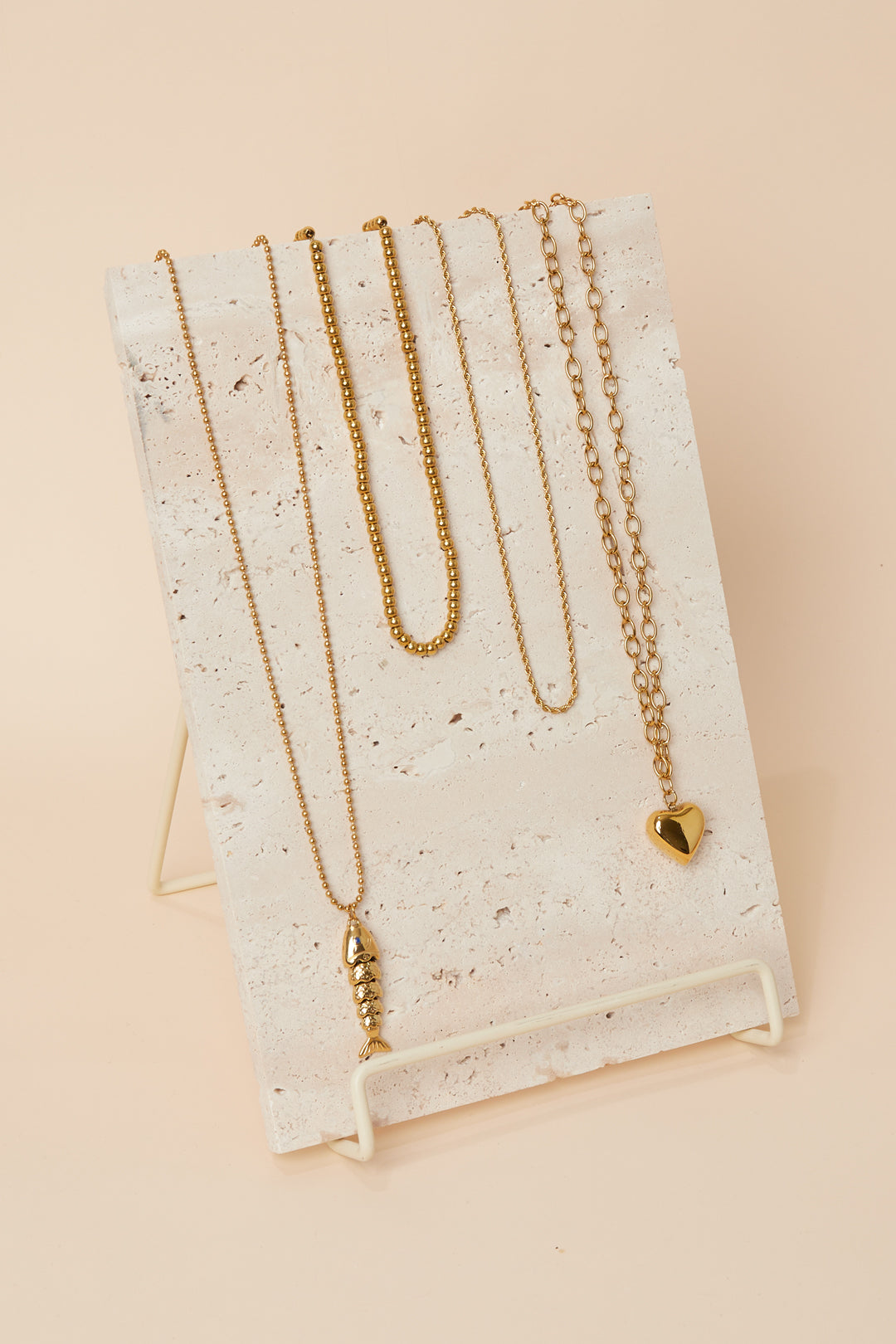 Elegant Off-White Necklace Display for Daily Use