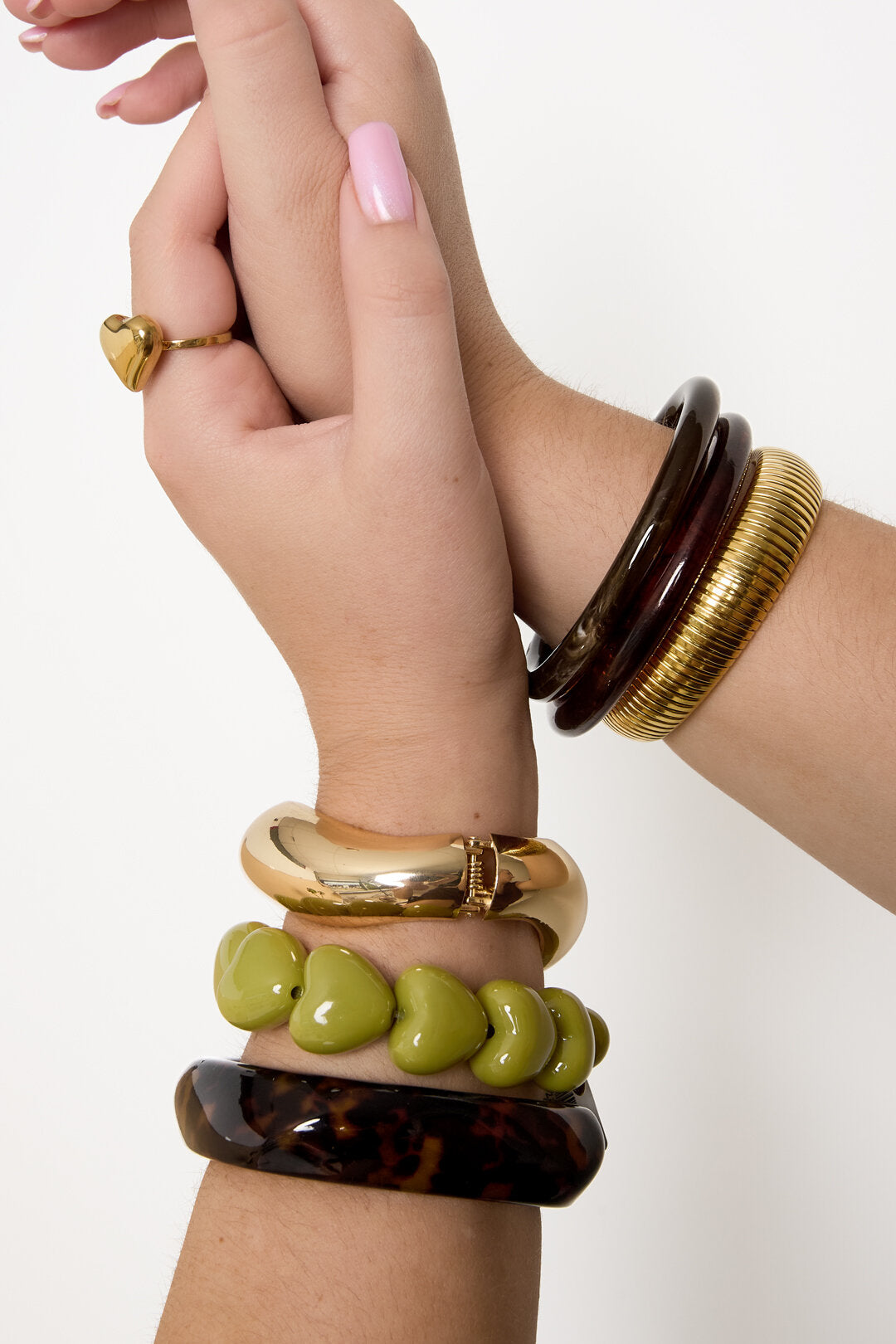 Chic Resin Beaded Bracelets for All Occasions