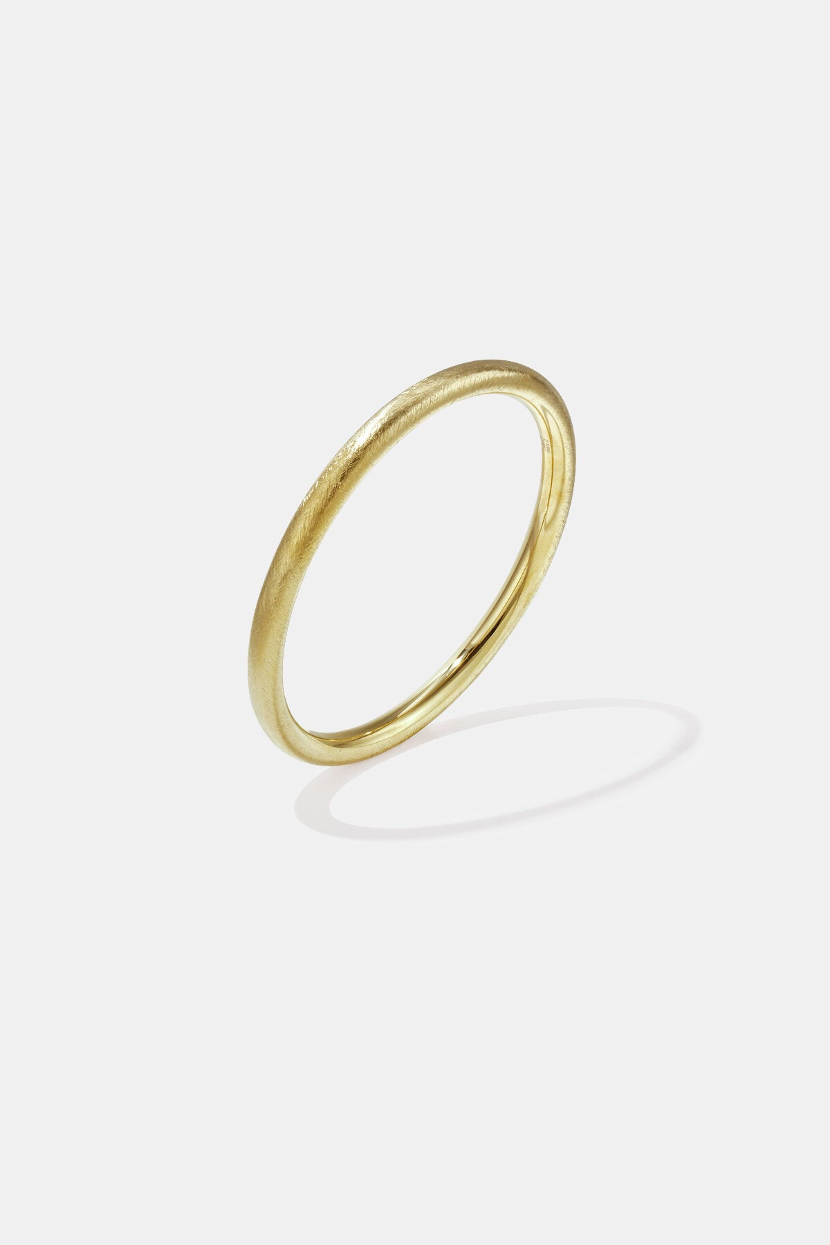 Elegant All-Fit Bangle for Everyday Elegance