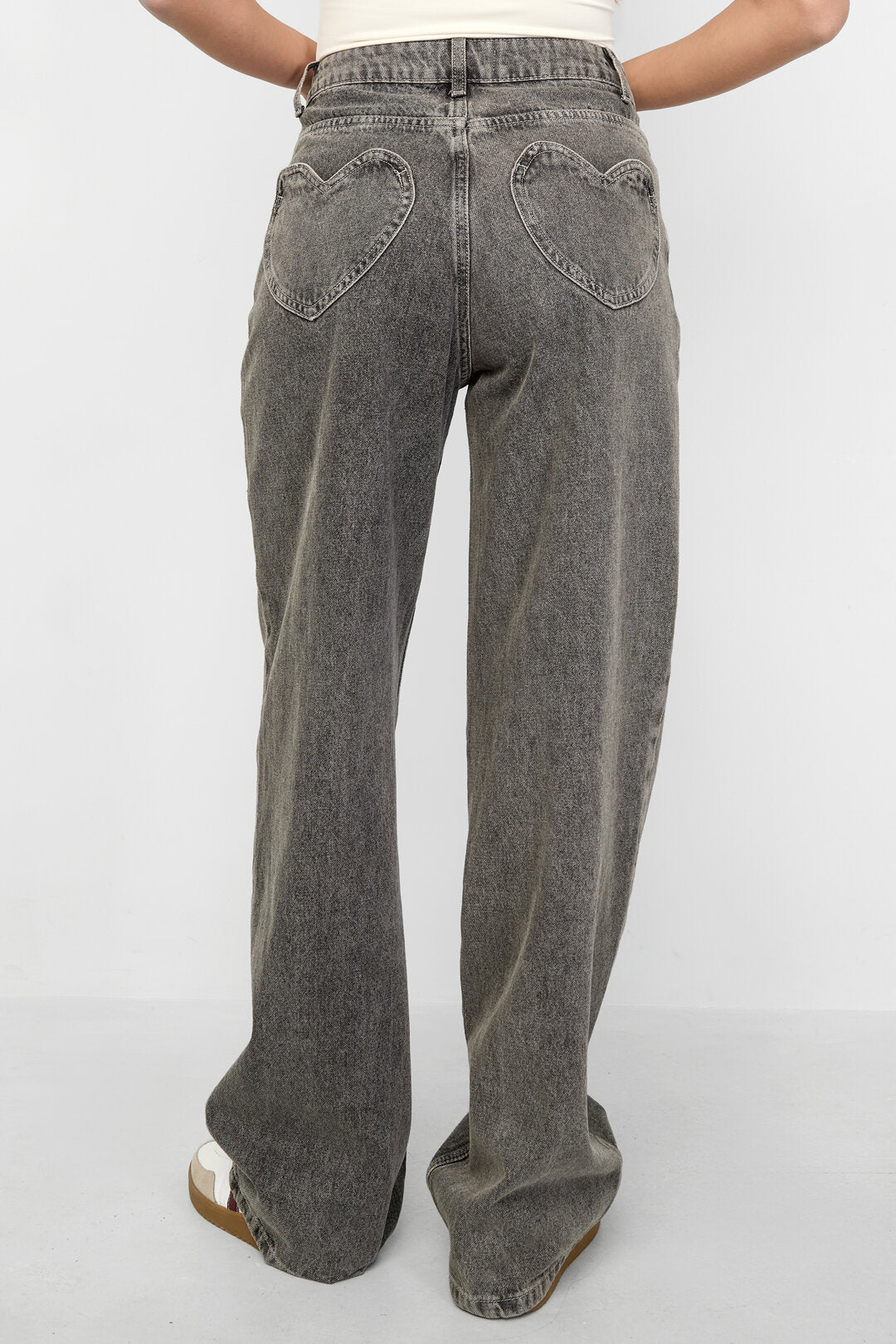 Gimme Casual Heart Straight Denim Pants