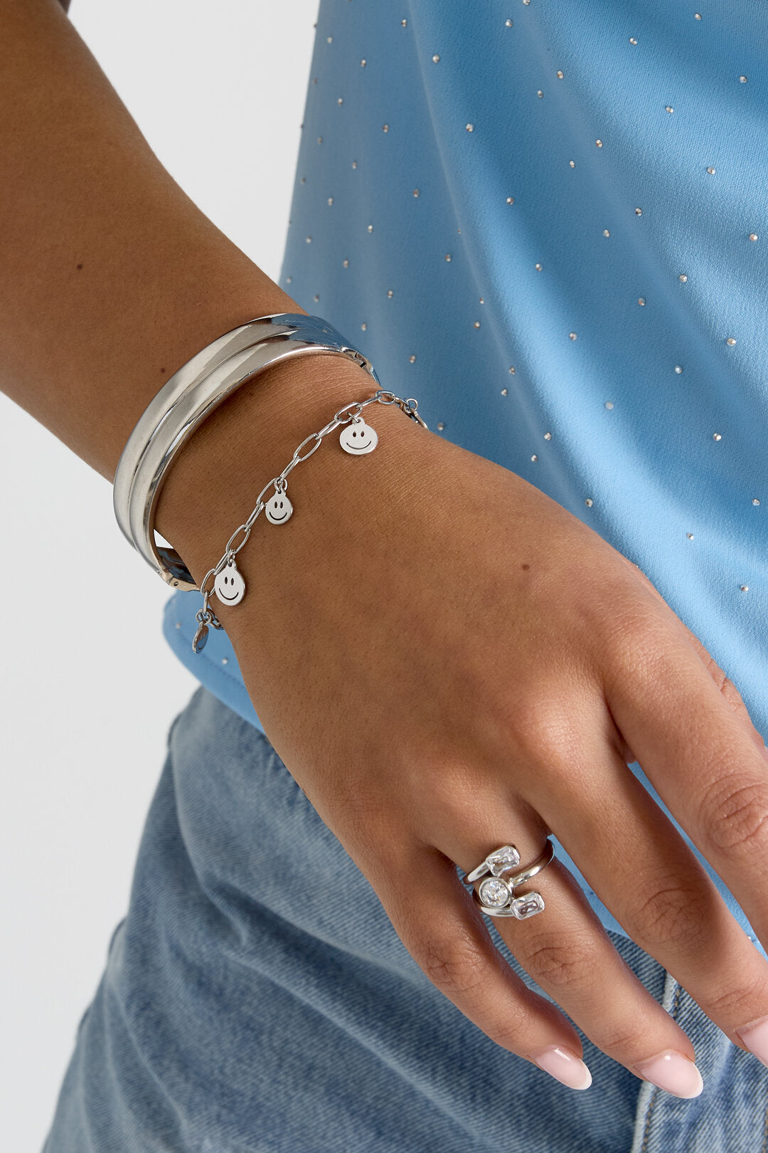 Stylish Smiling Face Charm Bracelet for Women