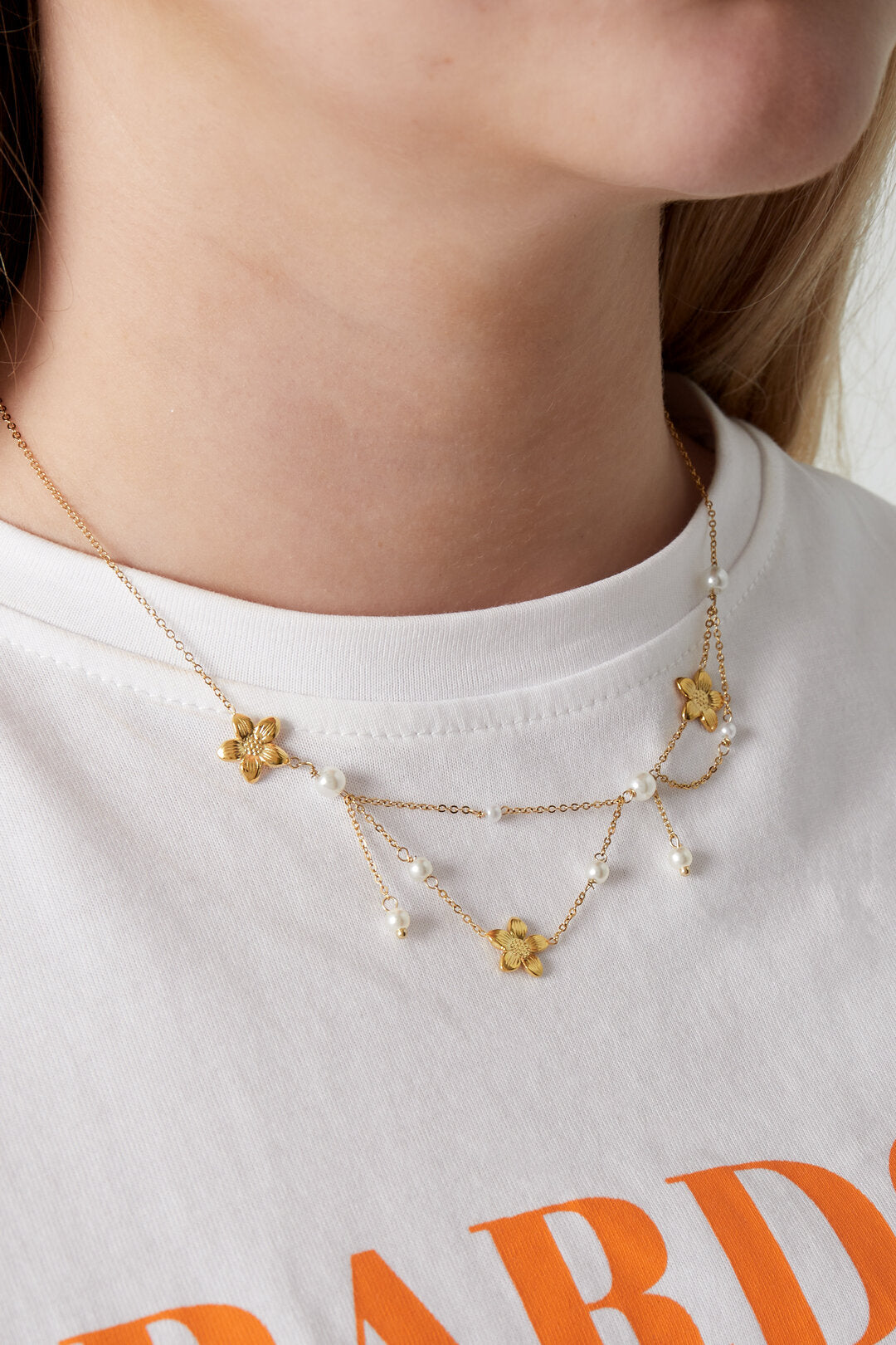 Elegant 14K Gold Plated Flower Pendant Necklace