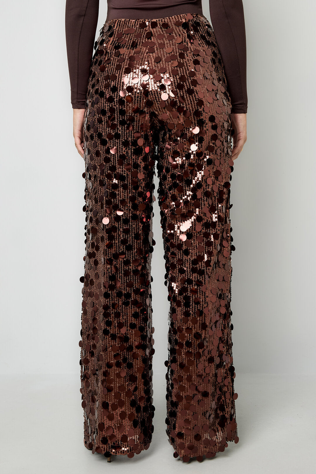 Elegant Straight Pants for All Fits