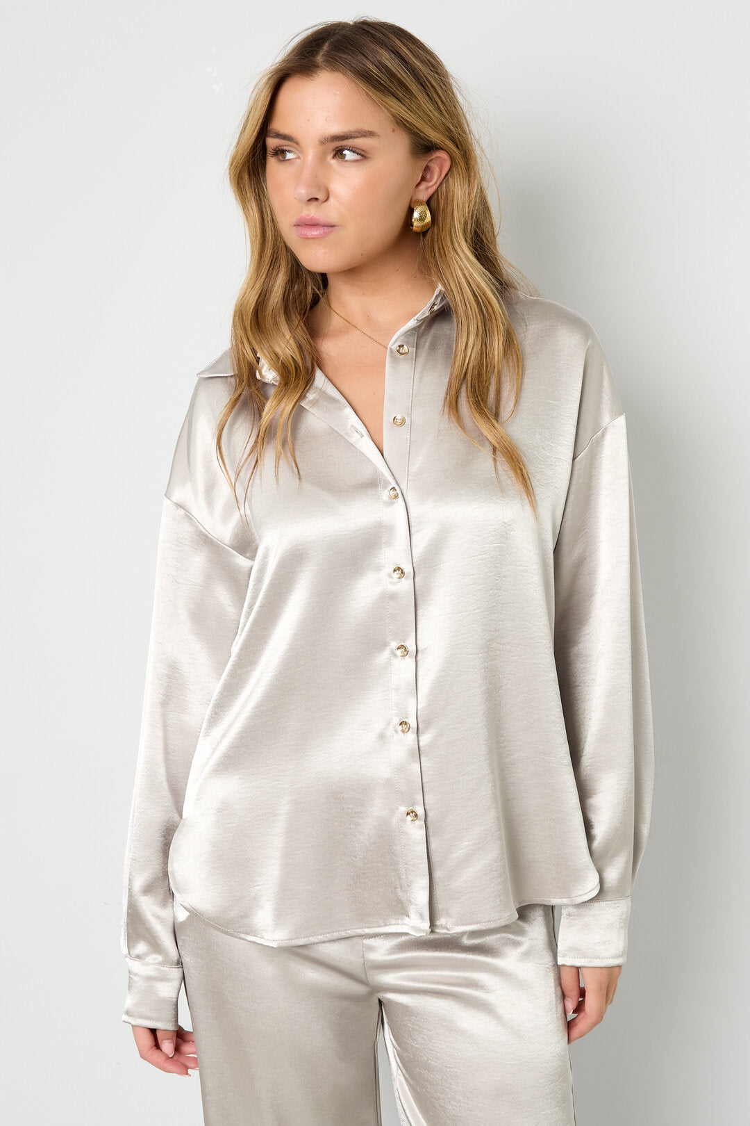 Chic Coffee Brown & Off-White Woven Blouse for Fall