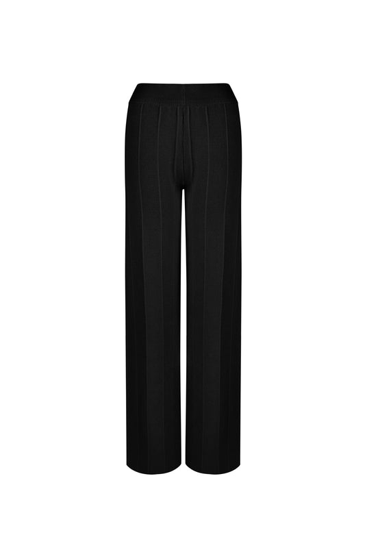 Elegant Wide Leg Pants for All Shapes