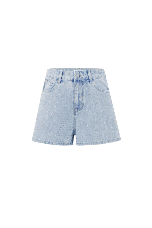Chic Blue Denim Shorts for Spring/Summer Vibes