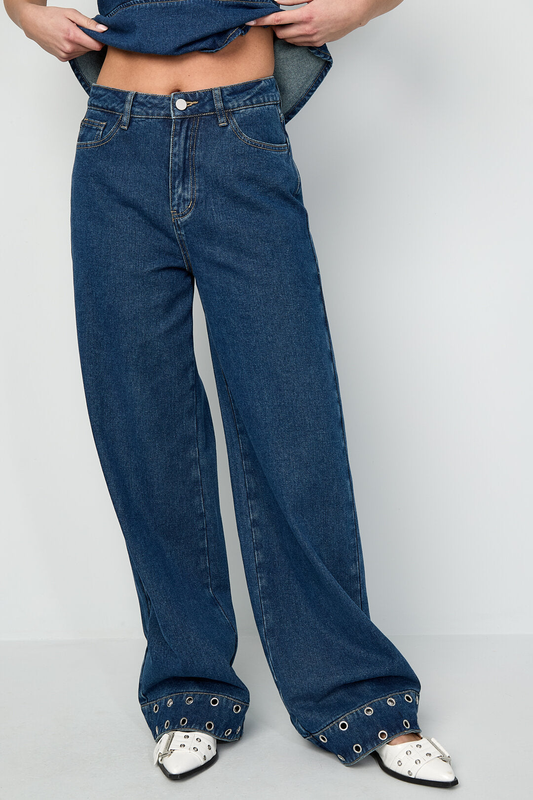 Gimme Comfortable Cotton Street Denim Pants