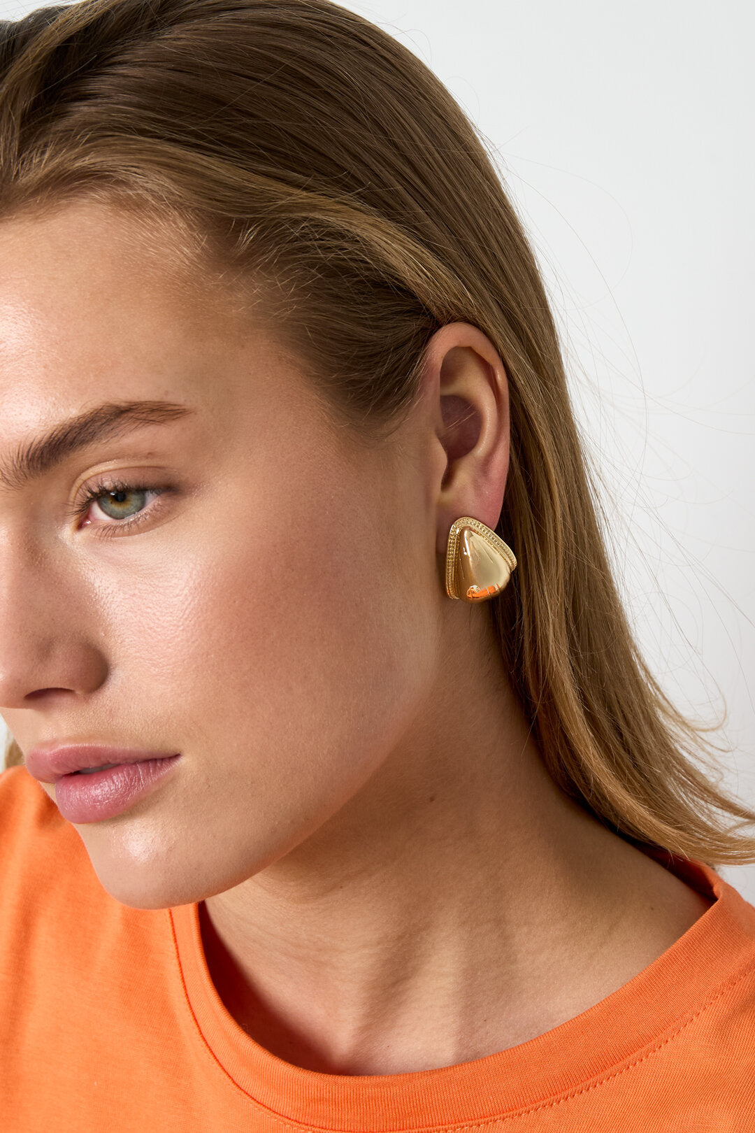 Elegant Gold Retro Droplet Stud Earrings for Daily Wear
