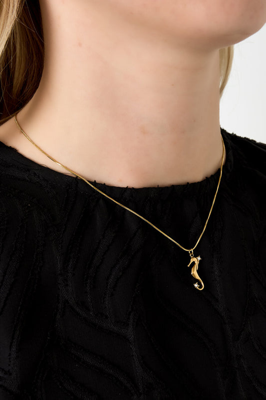 Elegant Oceanic Style Rhinestone Necklace for Women