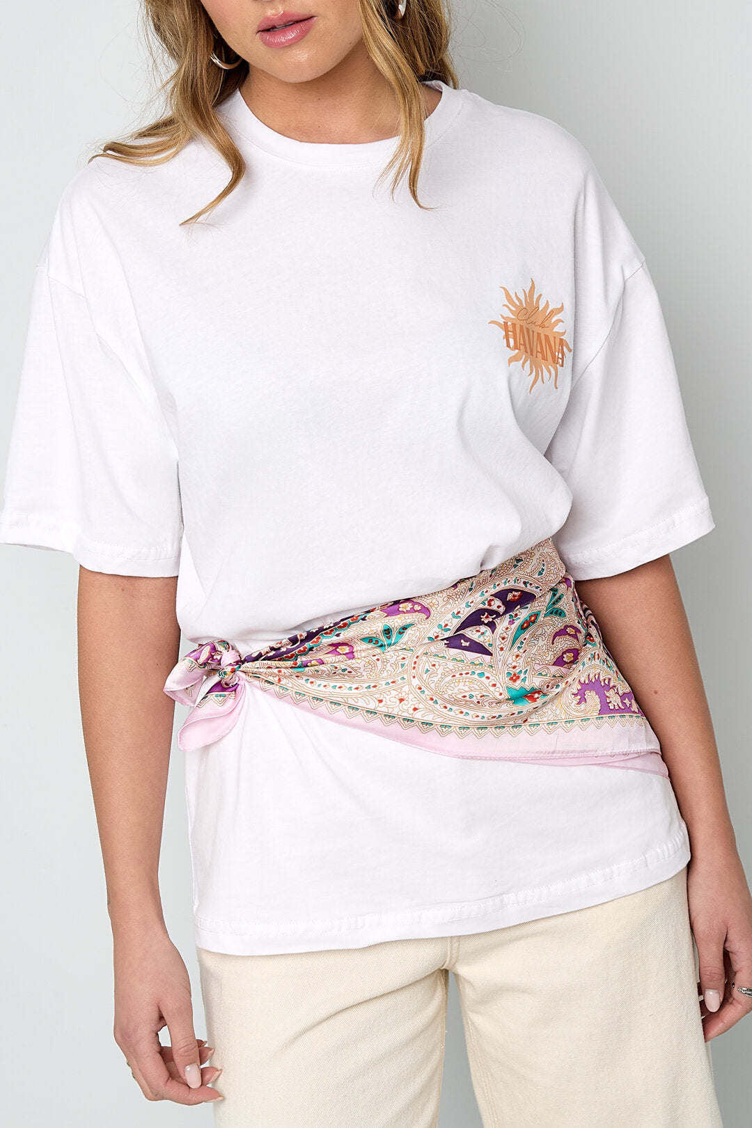Elegant Summer Scarf in Orange and Light Pink