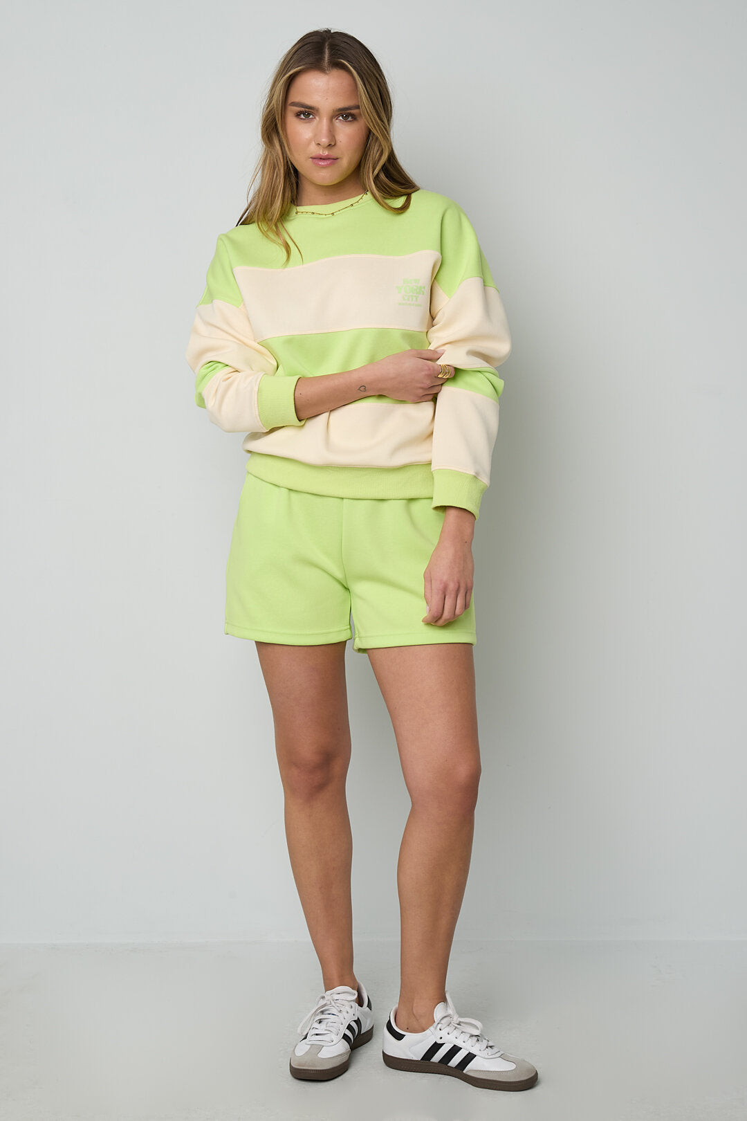 All-Season Knitted Long Sleeve Top - Comfort Meets Style