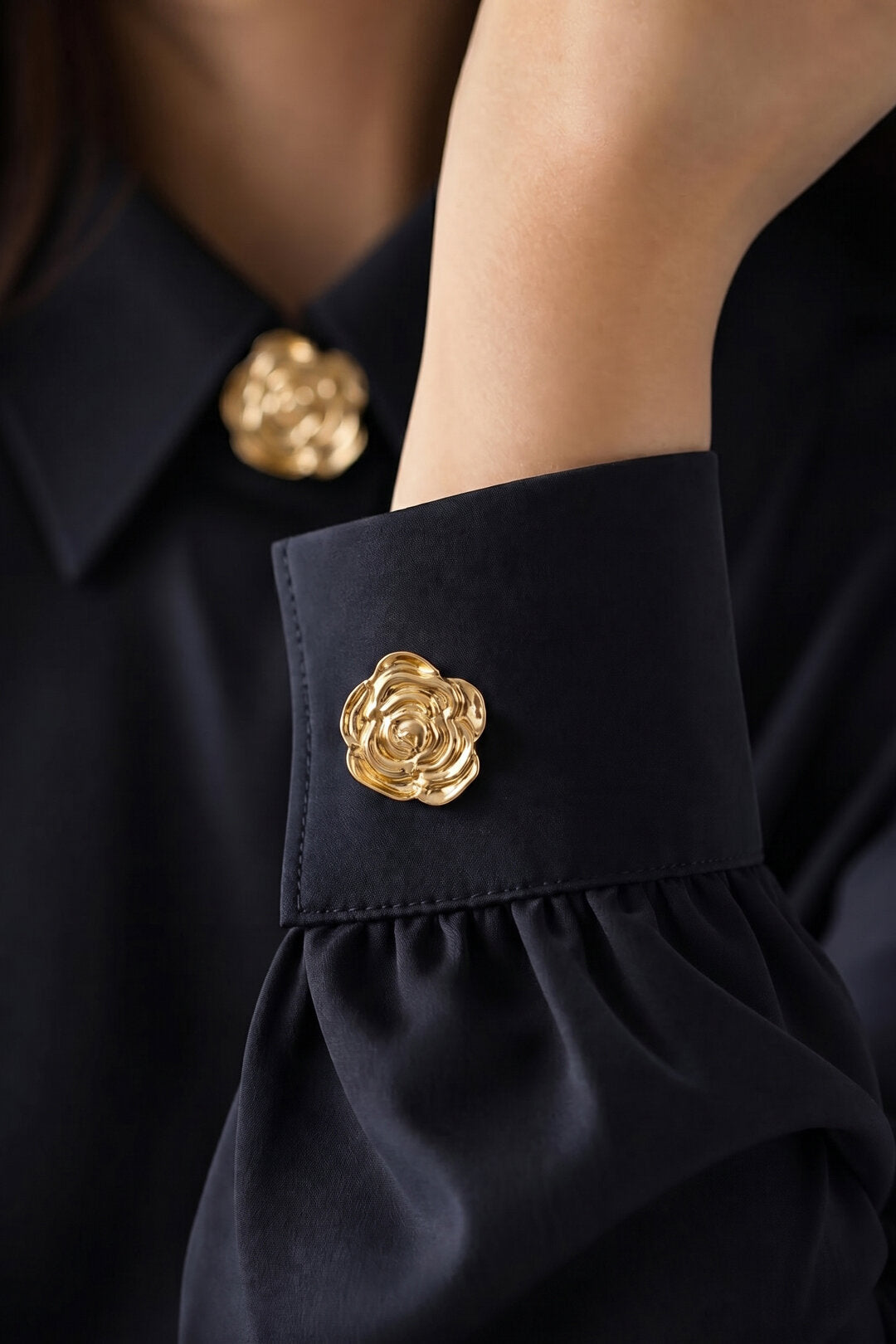 Elegant Gold Flower Cufflinks for Women