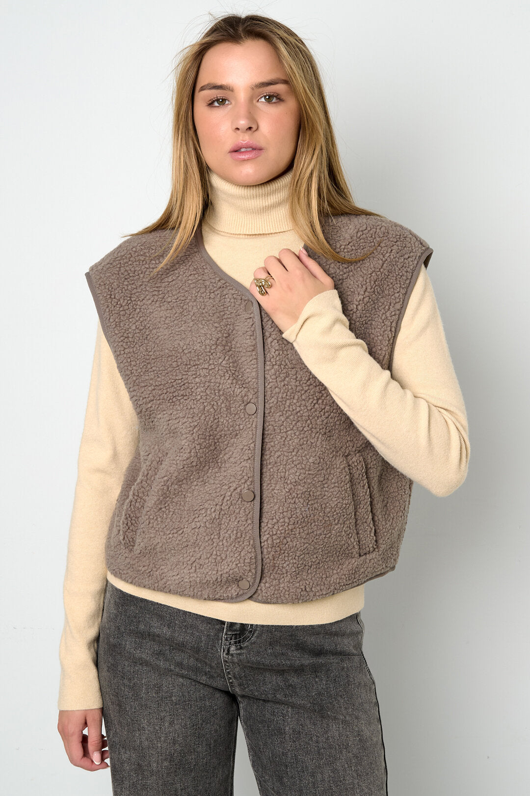 Gimme Women's Woven Casual Vest for Fall/Winter
