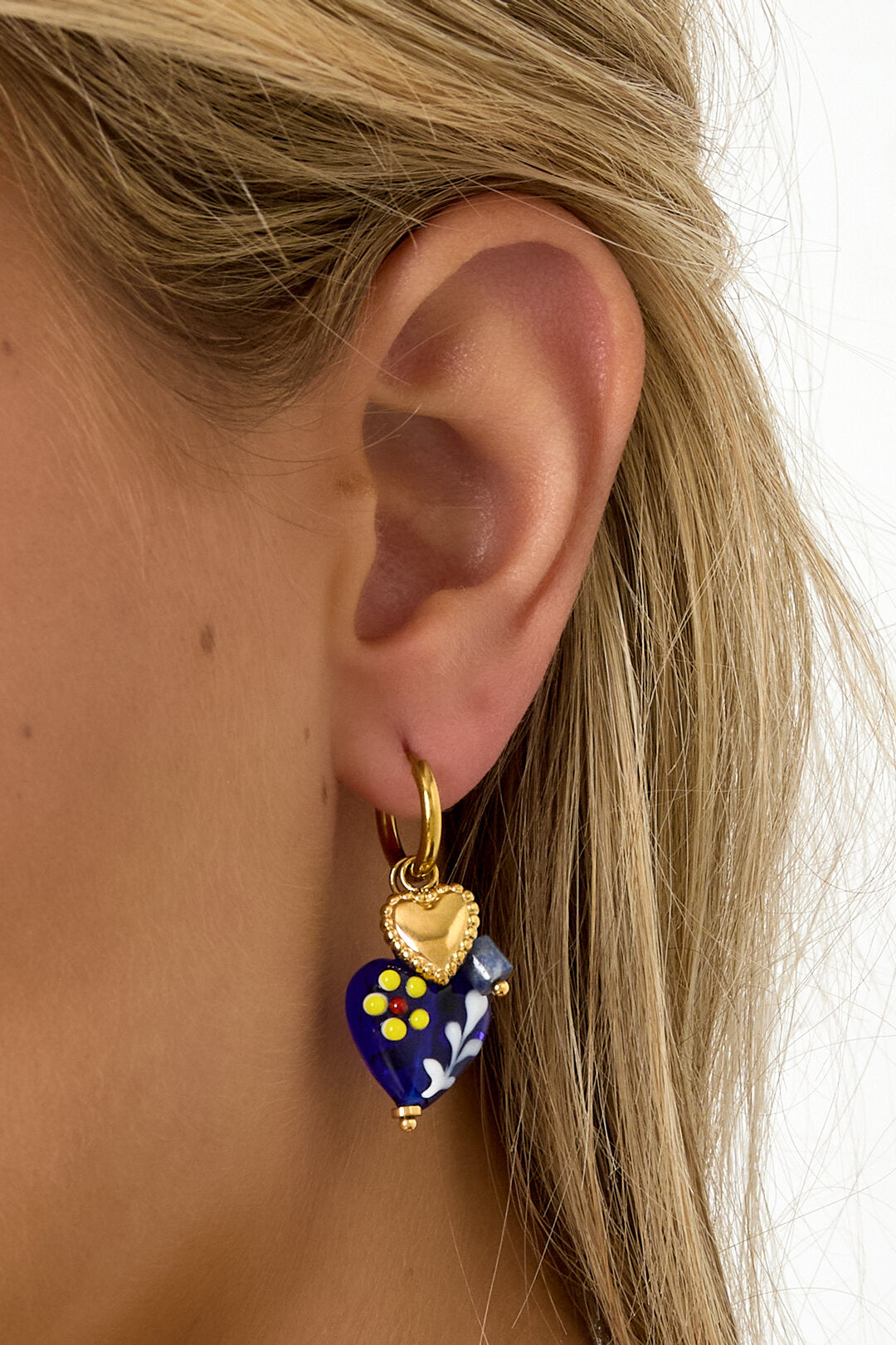 Stylish Heart Loop Drop Earrings for Winter