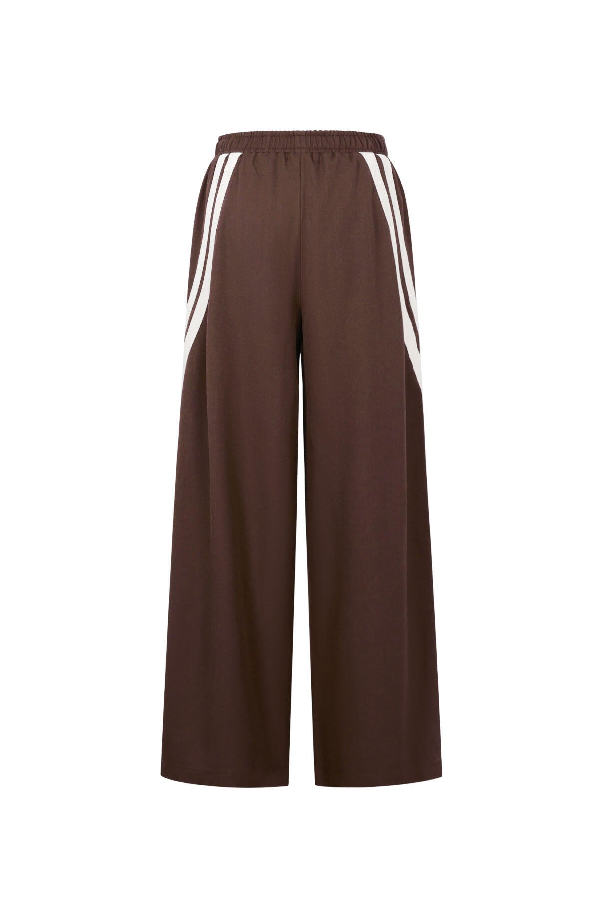 Gimme Straight Pants: Comfortable, Stylish, and Sporty