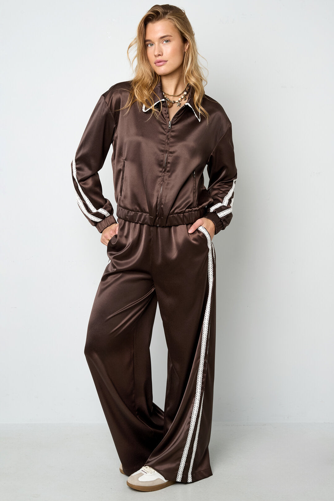Stylish Fall/Winter 2-Piece Set Straight Pants