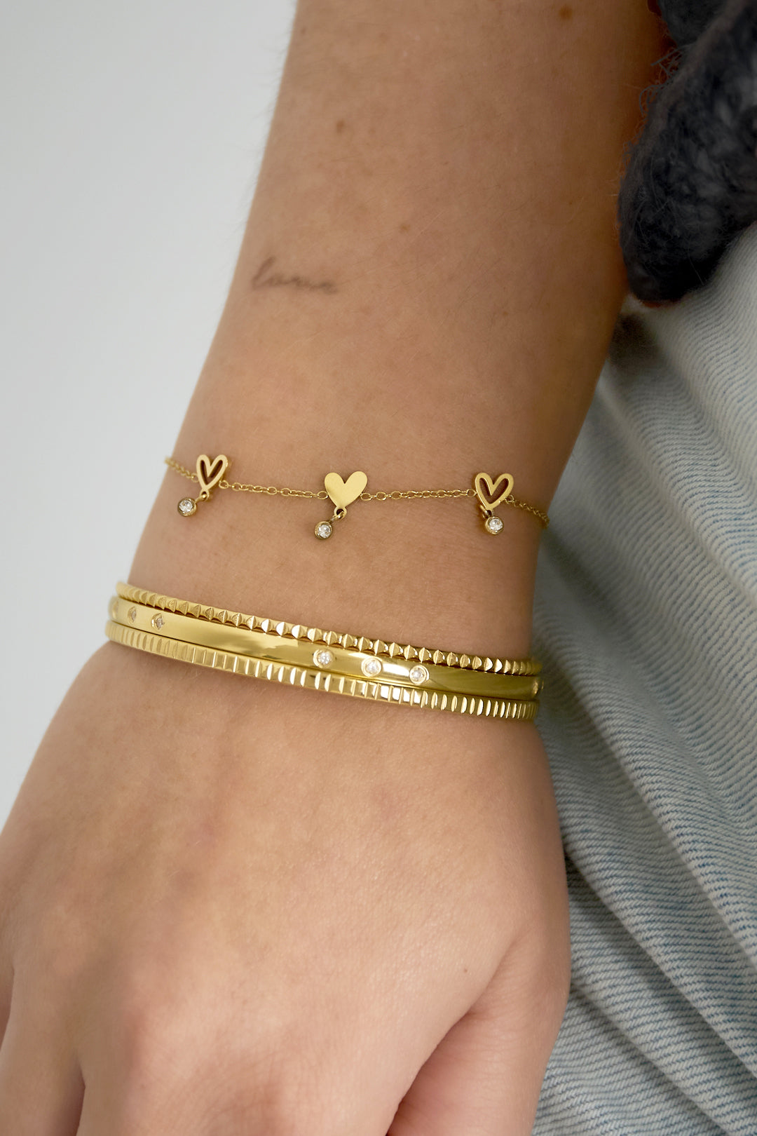 Elegant Gold Heart Chain Bracelet for Women