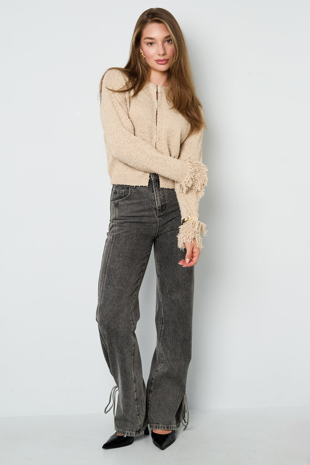Soft Knitted Cardigan for Fall/Winter Comfort