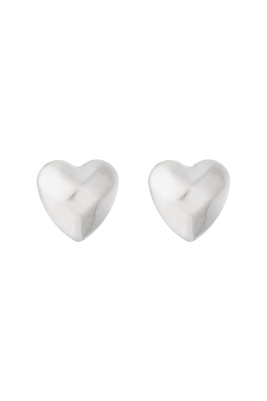Stylish Heart-Shaped Stud Earrings for Everyday Glam