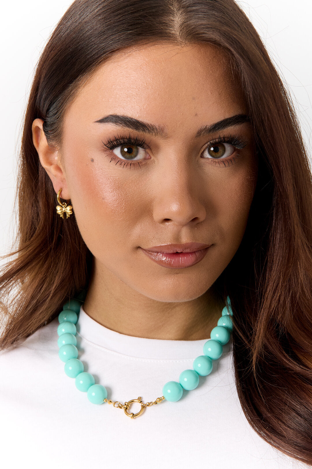 Stylish Resin Beaded Necklace for All Occasions