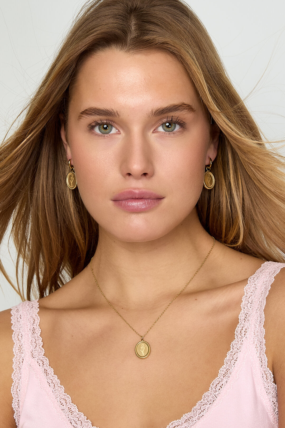 Stylish Flower Drop Earrings for Everyday Wear