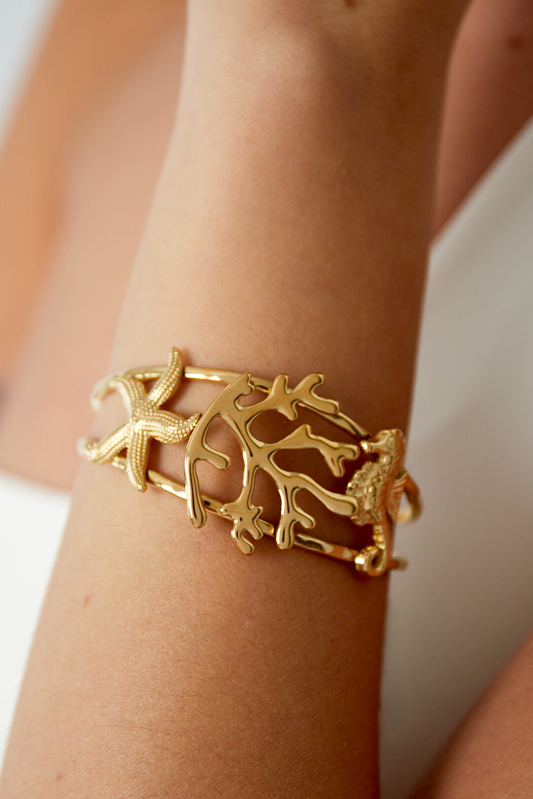 Elegant 14K Gold Plated Bangle for Women