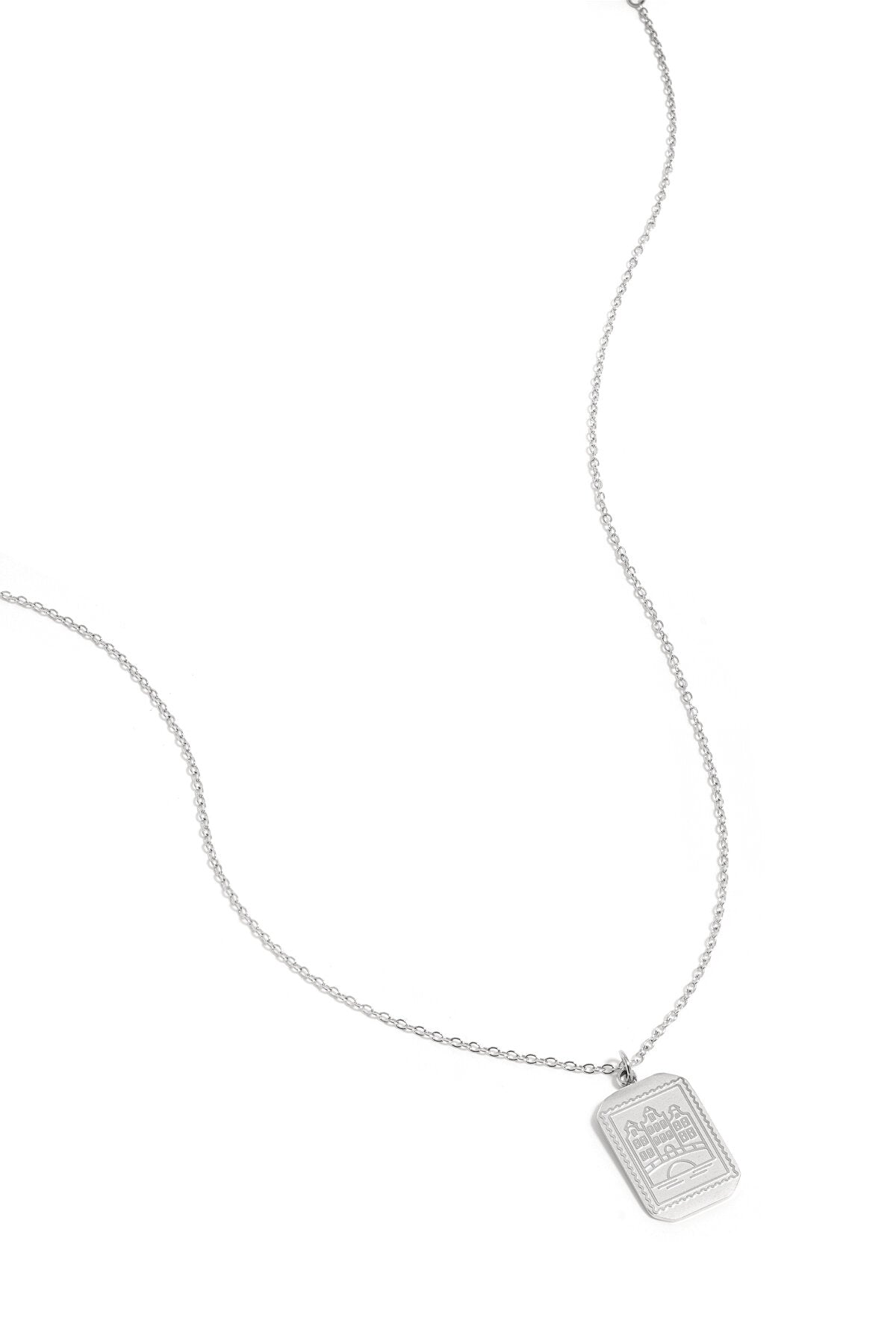 Stylish Short Necklace for Everyday Elegance
