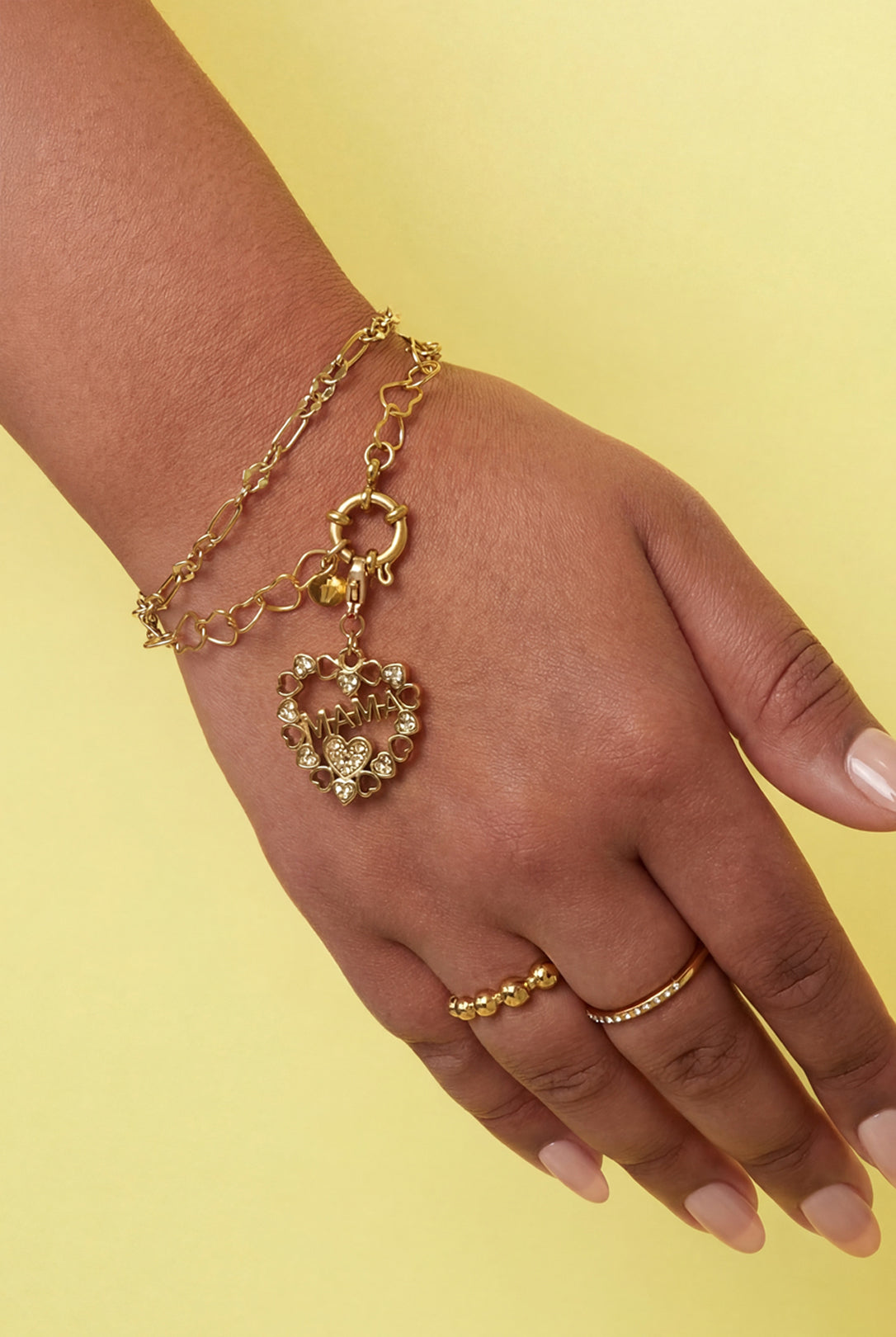 Armband met frontsluiting en hartvormige schakels