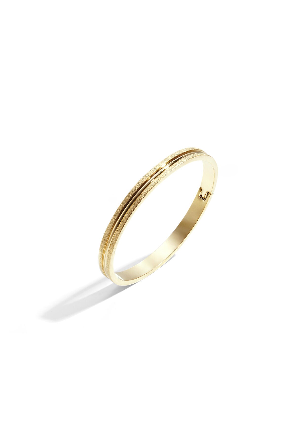 Elegant All-Fit Bangle for Everyday Wear