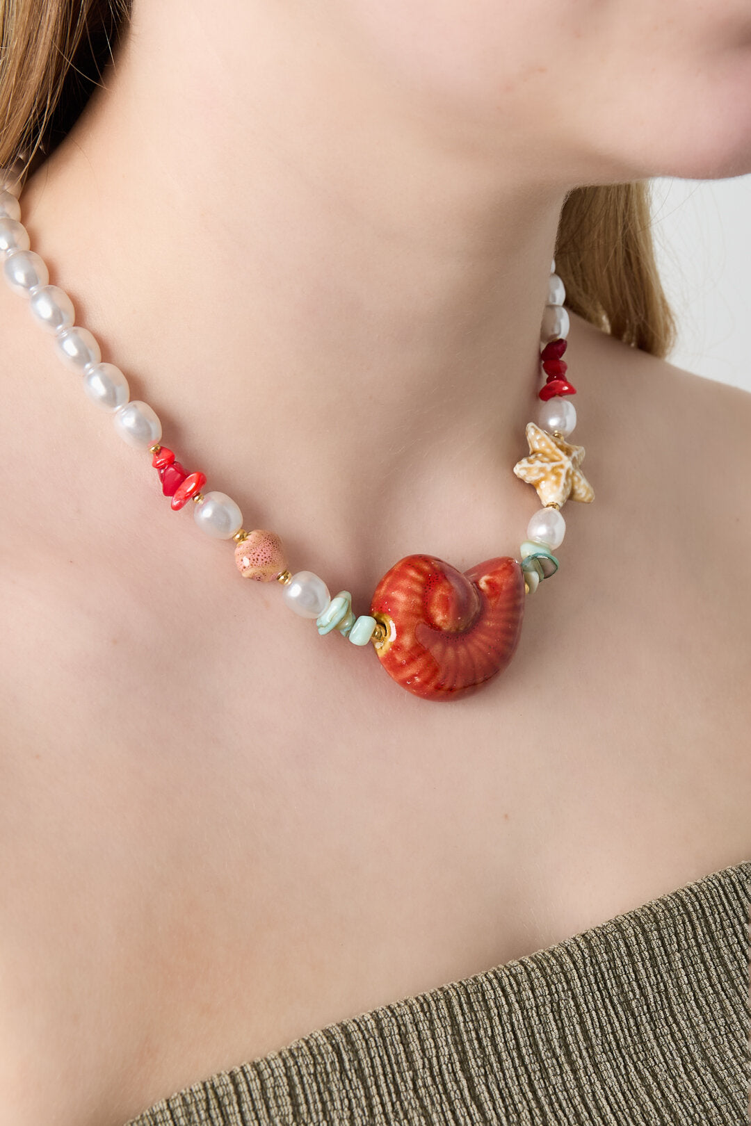 Chic Imitation Pearl Beaded Necklace for Spring/Summer