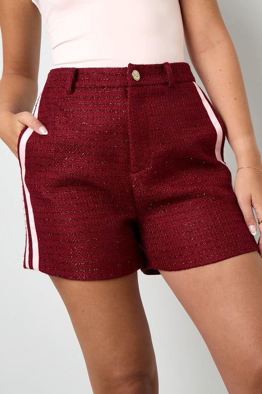 Elegant Plaid Shorts for Fall/Winter in Wine Red and Black