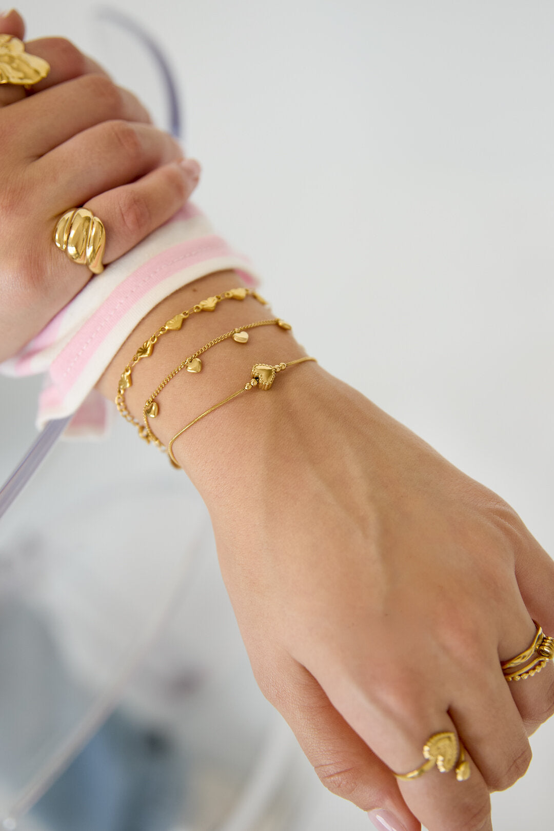 Elegant Heart Charm Bracelet for Daily Wear