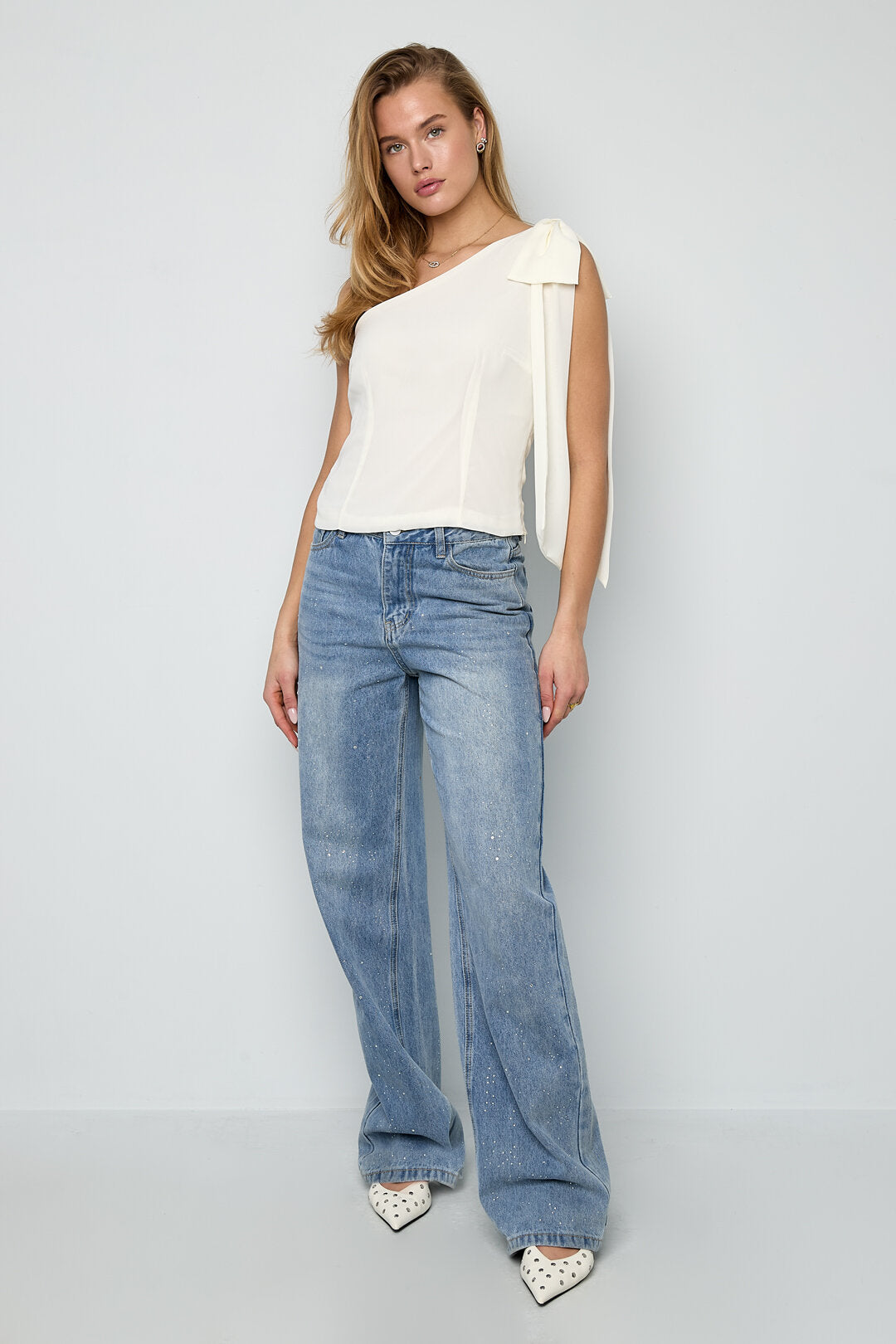 Elegant Spring/Summer Sleeveless Top - Blue & Off-White